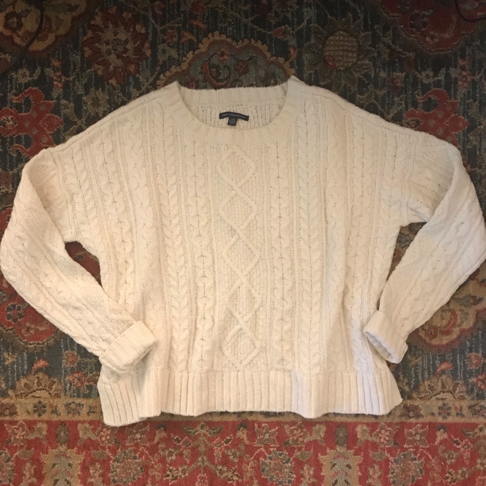 AE Cable knit sweater